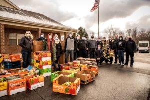 people with food donations